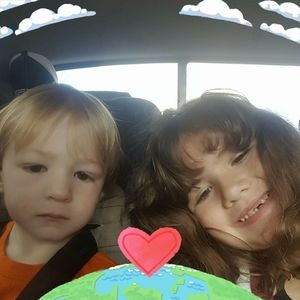 Meet your Posher, Vicky